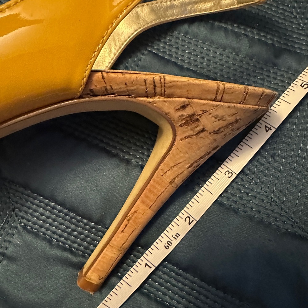 SEXY Guess Yellow Stiletto Heels Peep Toe - Picture 9 of 9